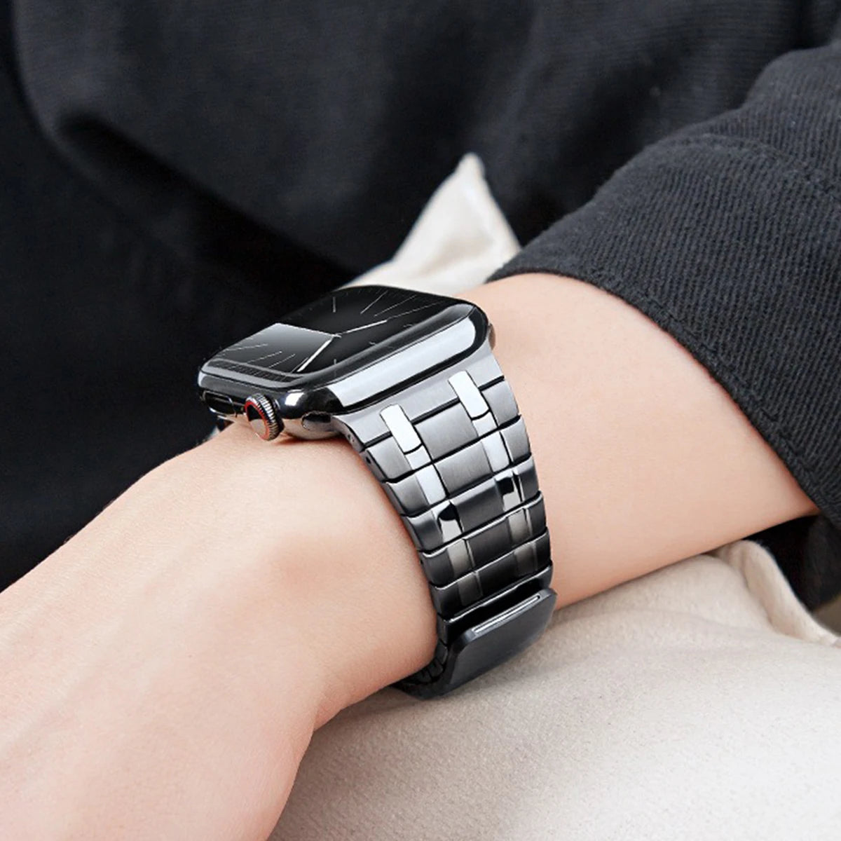 Magnetic Stainless Steel Strap for Apple Watch - Sophisticated & Secure