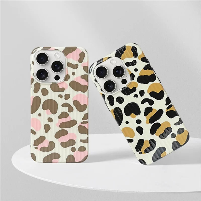 Chic Leopard Spot Silicone Case for iPhone 15 Series